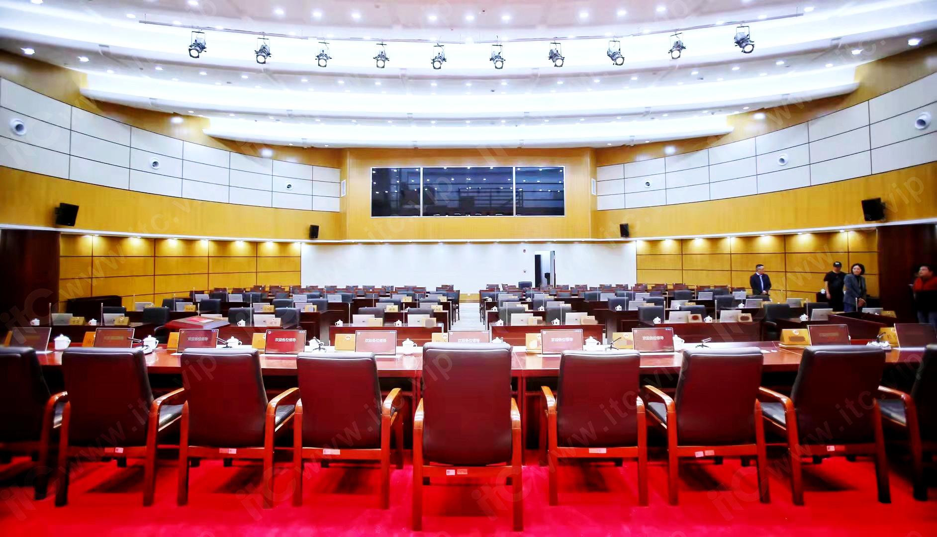 系统应用于江苏某市人大常委会机关赋能打造“指尖”履职新模式！凯时尊龙人生就是博itc保伦股份无纸化会议、专业会议音响等(图2)
